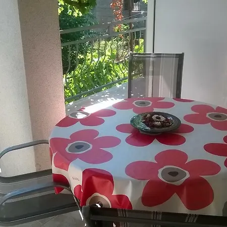 14054b Apartament